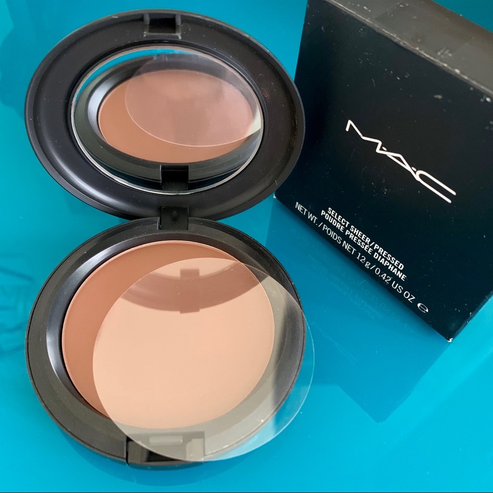 MAC Select Sheer Pressed Powder NW50